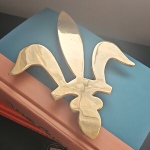 Brass Fleur-de-Lis Trivet: 8x7"